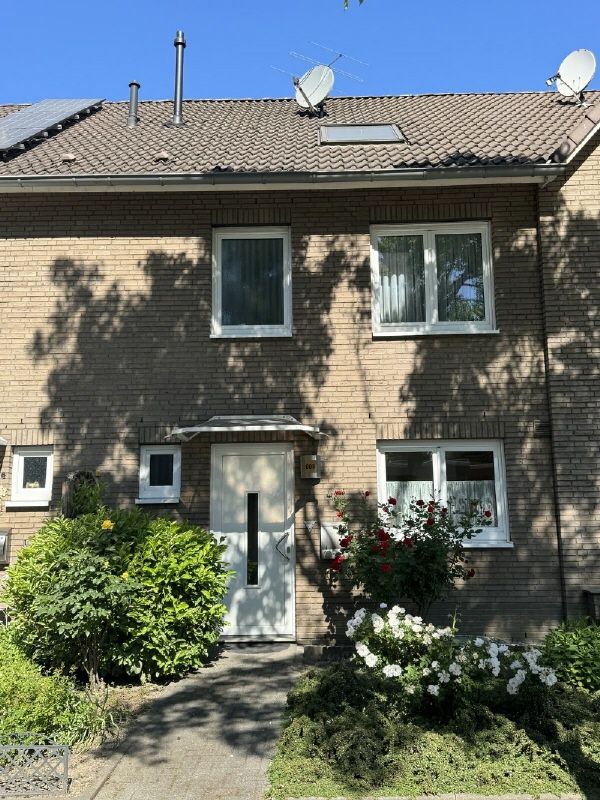 Gepflegtes Reihenhaus in ruhiger Lage von Duisburg-Untermeiderich