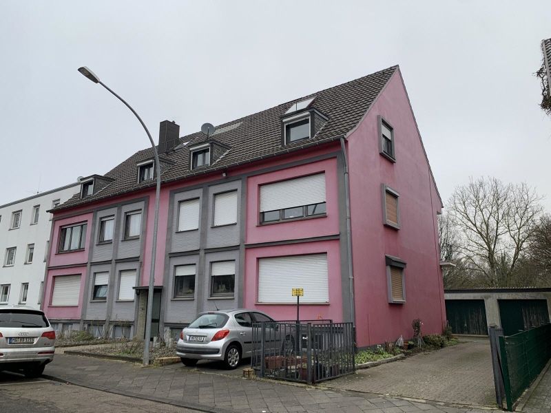 3,5-Zimmer-Wohnung plus ausgebauten Dachboden